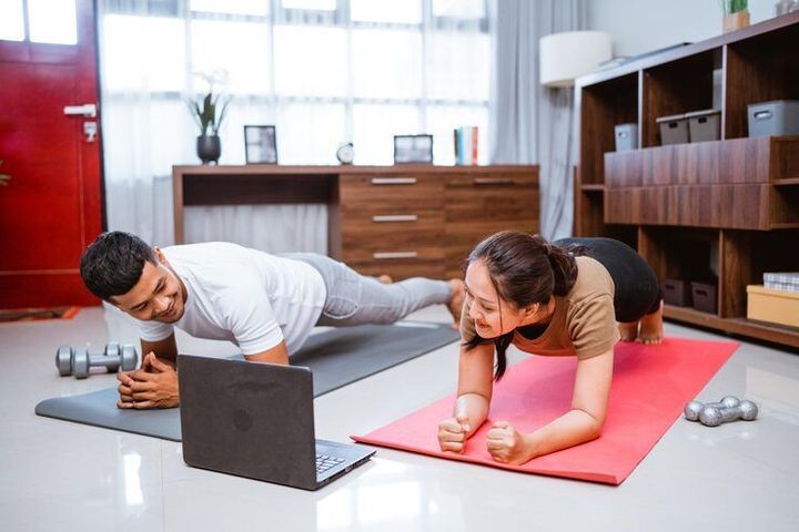 Expert Tips for Creating an Effective Home-Based Fitness Schedule